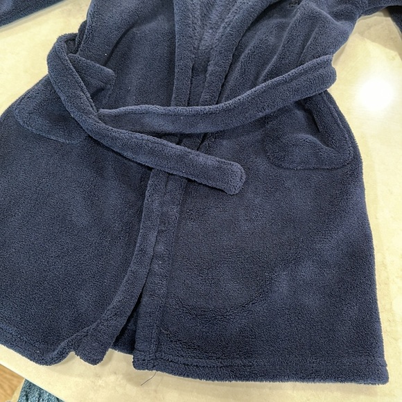 Baby Gap Navy Robe with Bear Ears 3T - Picture 3 of 3